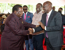 File image of President William Ruto and COTU Secretary General Francis Atwoli.